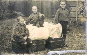 Robert Dickson, John Mitchell and John McPhee with their trunks