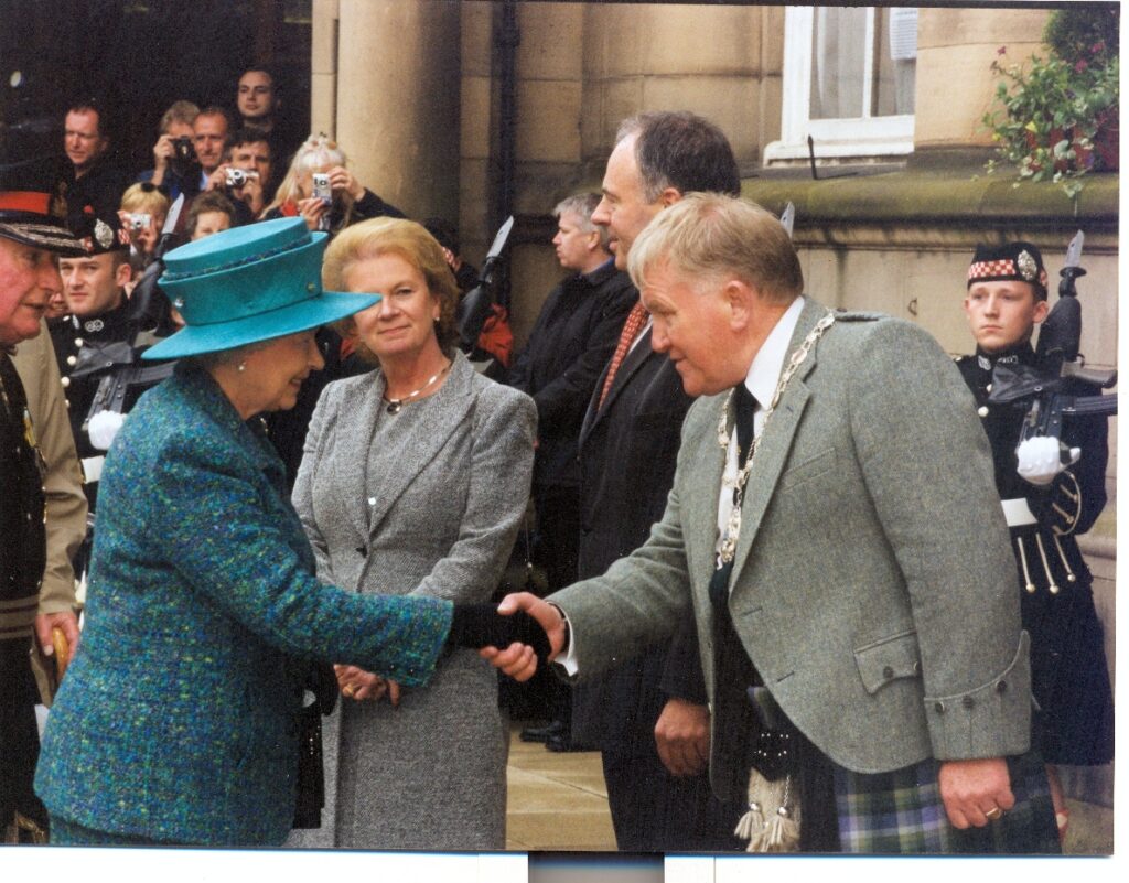 Queen Elizabeth's visit to Stirling 24th May 2002